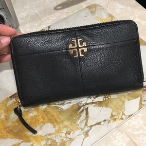 Tory Burch Black Leather Wallet